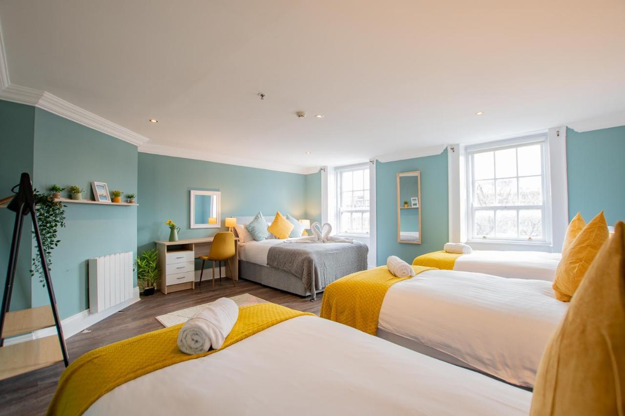 The Yellow Door By Shortstays Dublin Bagian luar foto